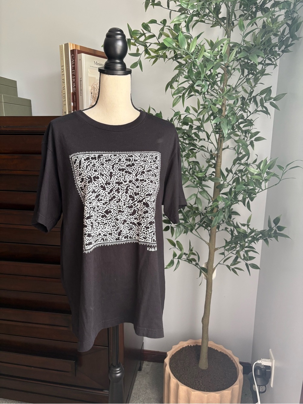 Black Graphic Crewneck T-Shirt